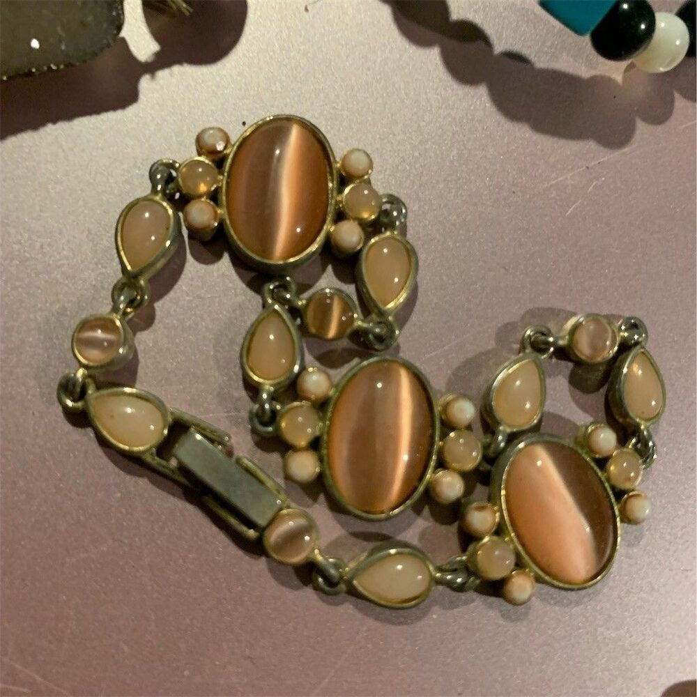 Coro Vintage Gold Tone Link Bracelet Peach Moonglow Cabochons Faux Pearl
